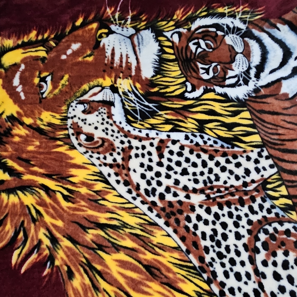 Mink Blanket – Lion, Tiger & Leopard Design – 84" x 78" – Heavy Plush Throw